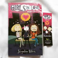 GIRLS IN LOVE