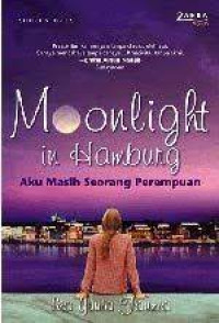 MOONLIGHT IN HAMBURG